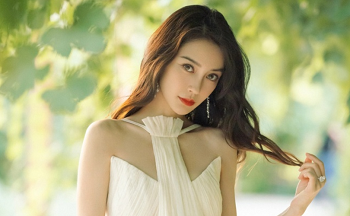 Clip Angela Baby vui vẻ cùng mấy anh Nhật trong đêm nóng bỏng